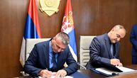 Bojan Jocić i Milan Novitović potpisalli ugovor o kupoprodaji helikoptera