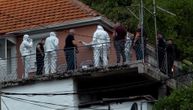 Forenzičari obavljaju uviđaj u kući u kojoj se odigrala nezapamćena tragedija