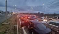 Ispred graničnog prelaza Tabanovce kolona od 15 km: Srbima preseo odmor, na ulaz u Srbiju čekali i po 5 sati