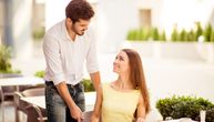 Žene vole muškarce koji imaju manire: 4 znaka da pored sebe imate pravog džentlmena