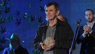 Slavko Štimac dobio nagradu "Pavle Vuisić", posle emotivnog govora je u znak zahvalnosti pogledao u nebo