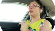 Sudar uživo: Blogerka se snimala tokom vožnje i doživela saobraćajku