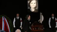Aleksandar Dugin nemo stoji kraj ćerkinog kovčega: Prijatelji i porodice se opraštaju od Darje Dugine