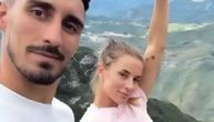 Uslikao selfi sa devojkom, pa se sapleo i pao u provaliju: Poginuo planinar na severu Italije