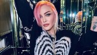 Madona objavila šok snimak i napravila haos: Pop ikona tverkuje u mrežastom brusu, fanovi zabrinuti