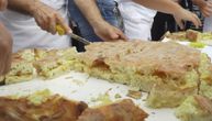Džinovska komlet lepinja: Užički pekari napravili specijalitet za Ginisa, sve se pojelo brzinom svetlosti