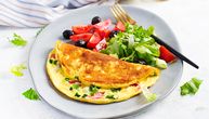 Recept za šareni omlet: Doručak pun vitamina koji ćete rado spremati