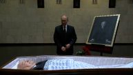 Putin neće ići na sahranu Gorbačova: Danas je stao kraj njegovog otvorenog kovčega i ovako se oprostio
