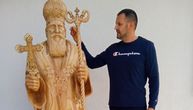 Miladin isklesao skulpturu patrijarha Pavla za dva meseca: Nesvakidašnji podvig drvodelje sa Zlatibora