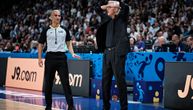 "Neću da dam karticu igračima, razvodio sam se tri puta": Nemački selektor pravio šou posle pobede nad Grcima