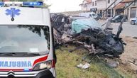 One thing saved drunk driver of destroyed BMW: He crashed into a pole in Sopot at full speed, locals stunned