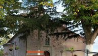 Čestica moštiju Svete Petke u manastiru kod Paraćina: Narod veruje da je voda kod svetinje lekovita