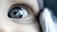 Zašto se bebama menja boja očiju?