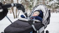 Bebe u Danskoj sanjaju najslađe snove: I po kiši i snegu spavaju napolju u kolicima