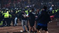 Prve scene užasa sa stadiona u Indoneziji: Raste broj žrtava, više od 180 povređenih