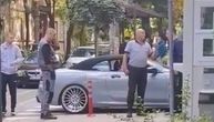 Snimak incidenta u Beogradu: Baka Prase urla i preti radniku obezbeđenja, Anja tvrdi da ga je "hvatao za vrat"