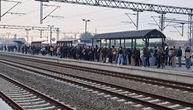 Haos na pruzi za Novi Sad: BG voz stao na Tošinom bunaru, usledila su kašnjenja i izostanci