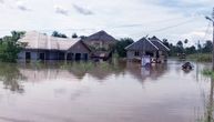"Znam za koleru, ali nemam izbora": Zbog poplava pobegli iz kuća, sad piju vodu iz bara, sve je uništeno