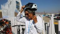 Doroti (72), svaka čast! Šveđanka elektrobiciklom prešla put do Egipta, samo zbog ove poruke