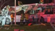 Autobus vozio studente sa utakmice, pa udario u drvo u Bostonu: Jedna osoba poginula, više od 20 povređeno