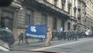 Deo prosvetara već izašao na ulice: Okupili se u centru Beograda, sutra štrajk u celoj zemlji