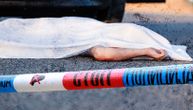 Misteriozna smrt u predgrađu Beograda: Mrtav muškarac pronađen priklješten ispod automobila