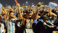 Tetovirani bubnjar pokrenuo lavinu emocija: Argentinci poludeli uz pesmu za Mesija, Maradonu i 3. titulu