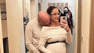 Šaulićeva lepa supruga objavila romantičnu sliku: Marina pokazala stomak u poodmakloj trudnoći