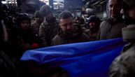 Zelenski nosi Bajdenu specijalni poklon od ukrajinskih vojnika: "To je za našu braću u SAD"