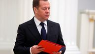 Medvedev u iznenadnoj poseti Pekingu, razgovarao sa Sijem o sukobu u Ukrajini