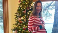 Hilari Svonk (48) prvi put pokazala trudnički stomak: "Nismo mogli da poželimo veće čudo"