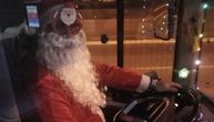 "Ho-ho-ho, dobro došli u autobus 604": Deda Mraz obrnuo krug od Novog Beograda do Surčina za volanom GSP-a