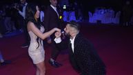 Darko Lazić "zaprosio" Katarinu na novogodišnjem nastupu: Pevač doveo atmosferu do usijanja