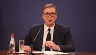 "Mir Božji - Hristos se rodi!": Predsednik Vučić čestitao građanima najradosniji Hrišćanski praznik