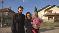Dolazili bez poroda a vraćali se s decom: Sveštenik i njegova supruga dobili dete nakom molitvi u ovoj crkvi