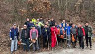 Ko kaže da više nema radnih akcija? "Omladinska udarna brigada" očistila je puteve od Zdravca do Vrbnice