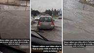 Obilna kiša napravila haos u Žarkovu: Voda do kolena paralisala saobraćaj