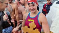 Prelep osmeh mlade pobednice plivanja za Časni krst u Sremskoj Kamenici: Zove se Marija i ima 19 godina