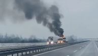 Buktinja na autoputu Niš-Vranje: Gorela prikolica kamiona, gust dim kuljao na sve strane