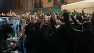 Ludnica na ulicama Milana: Delije okupirale grad, odzvanjaju navijačke pesme