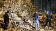 Dejli Mejl: Strahuje se da je najmanje 10.000 ljudi stradalo u razornim zemljotresima u Turskoj i Siriji