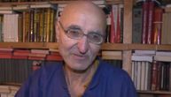 Milivoje sa 68 godina dubi na glavi, završio je Mašinski fakultet i napravio najneobičniju biblioteku u Srbiji