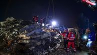 Svet u suzama: Tinejdžer posle 119 sati spasen iz ruševina, spasioci čuli njegov glas ispod olupine