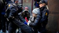 Greta Tunberg privedena na kratko tokom protesta u Oslu