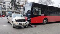 Sudar autobusa i automobila na Kanarevom brdu, ima povređenih