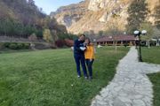 Majka četvoro dece stradale u požaru u Novom Pazaru u bolnici saznala da je trudna: Otac i dalje čeka donore