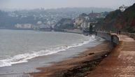 Nestala ukrajinska devojčica (14) u Britaniji: Nađena na plaži bez svesti, umrla u bolnici