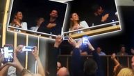 Đokovići doživeli veličanstven prizor na koncertu: Cela dvorana uzvikivala "Nole", teniser prekrio lice rukama
