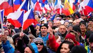 Hiljade ljudi protestovalo na ulicama Praga: Traže da vlada prekine da snabdeva Ukrajinu oružjem