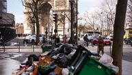 Grad svetlosti postao švedski sto za pacove, tone smeća na ulici: Ovako izgleda Pariz nakon štrajka komunalaca